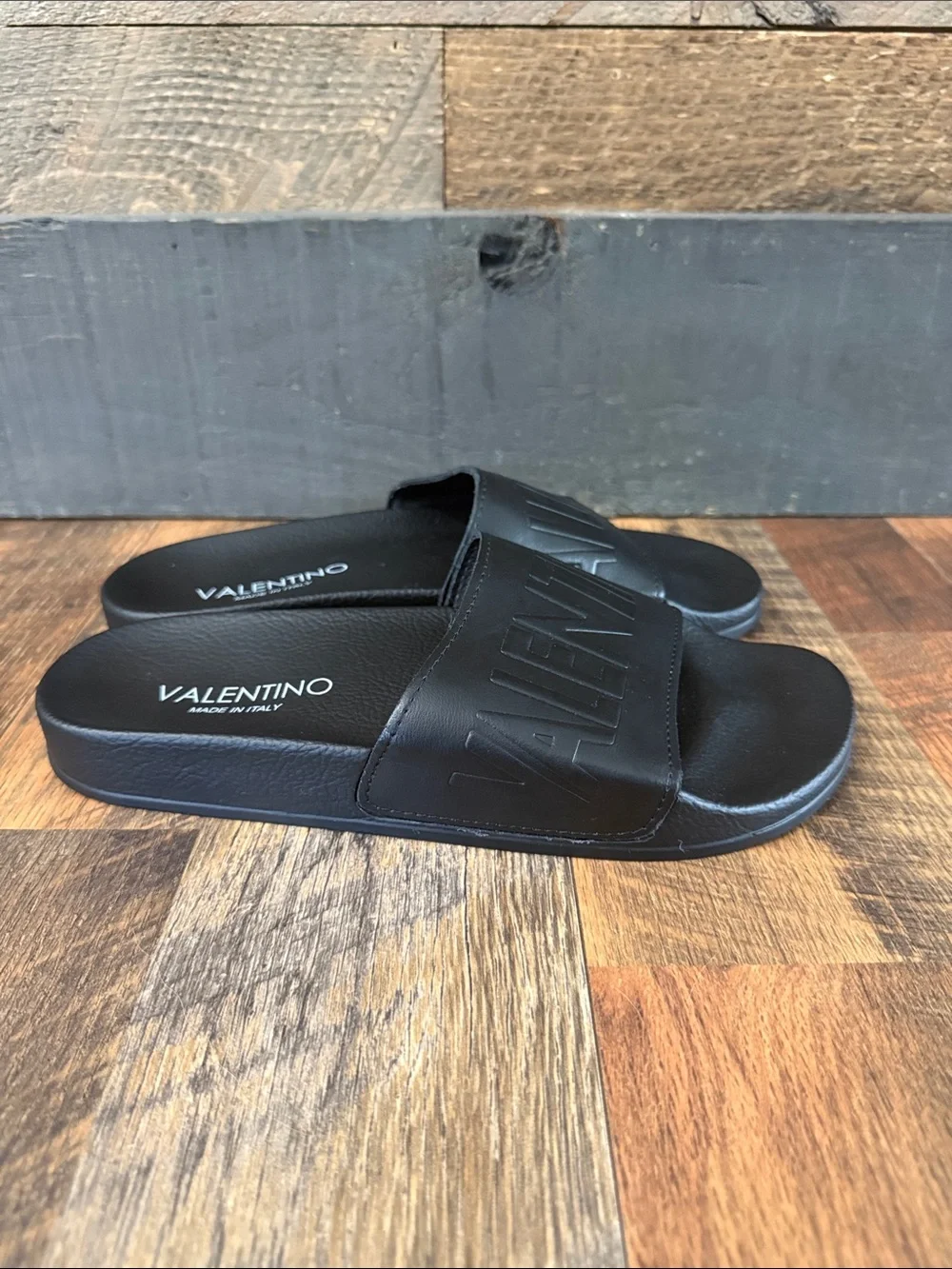 Valentino authentic garavani